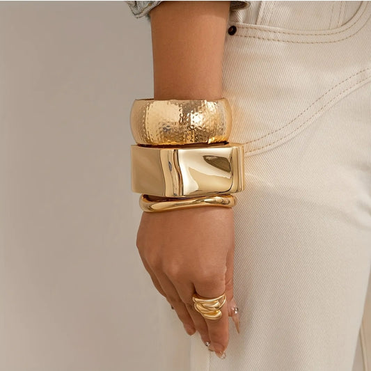 4pcs Bold Punk Style Gold Design Bracelet Bangle Jewelry