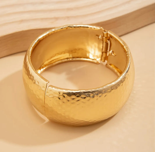 4pcs Bold Punk Style Gold Design Bracelet Bangle Jewelry