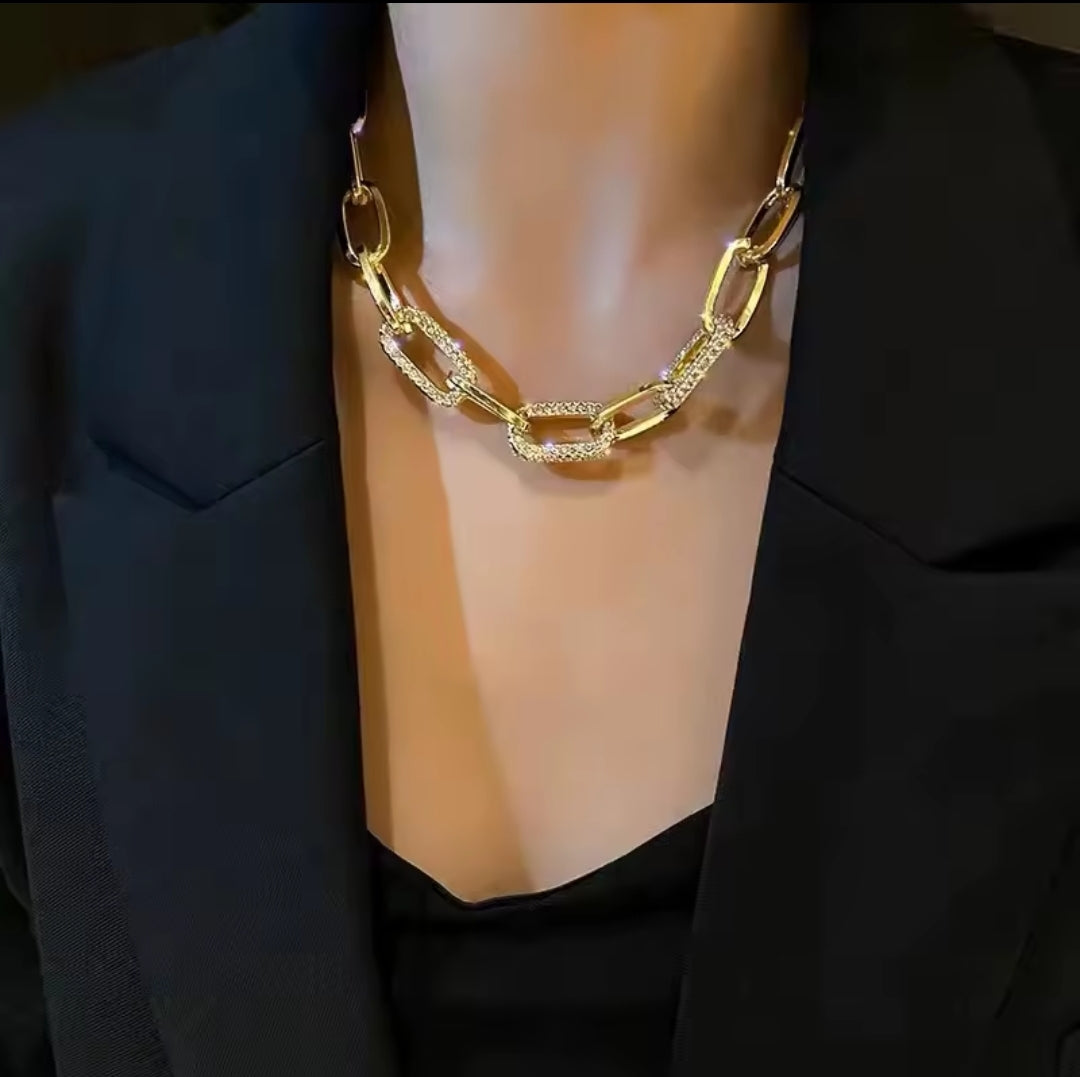 Fashion statement necklace chain jewelry